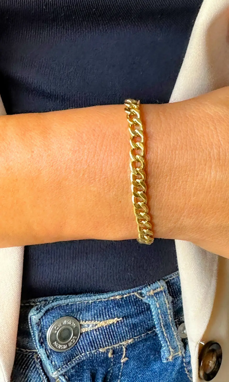 Whispered Links Bracelet