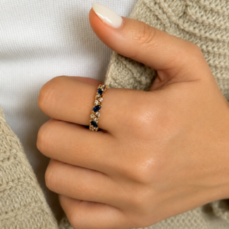 Midnight Diamond Sapphire Band