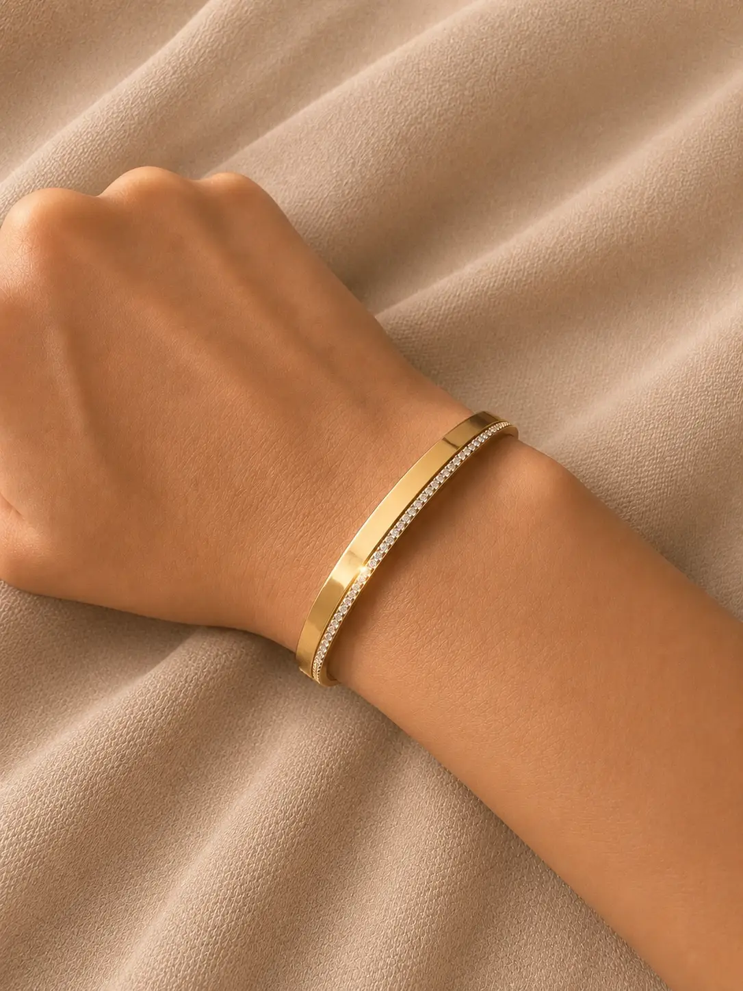 Golden Diamond Line Bangle