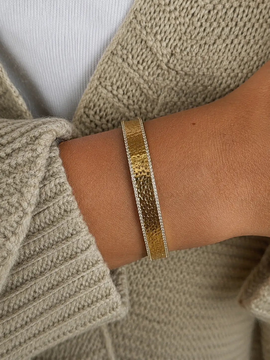 Medium Hammered Bangle
